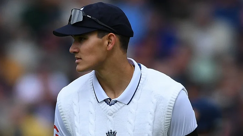 Harry-Singh-England-vs-Sri-Lanka-X-Photo