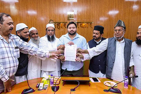 Tejaswi Yadav meets Muslim leaders