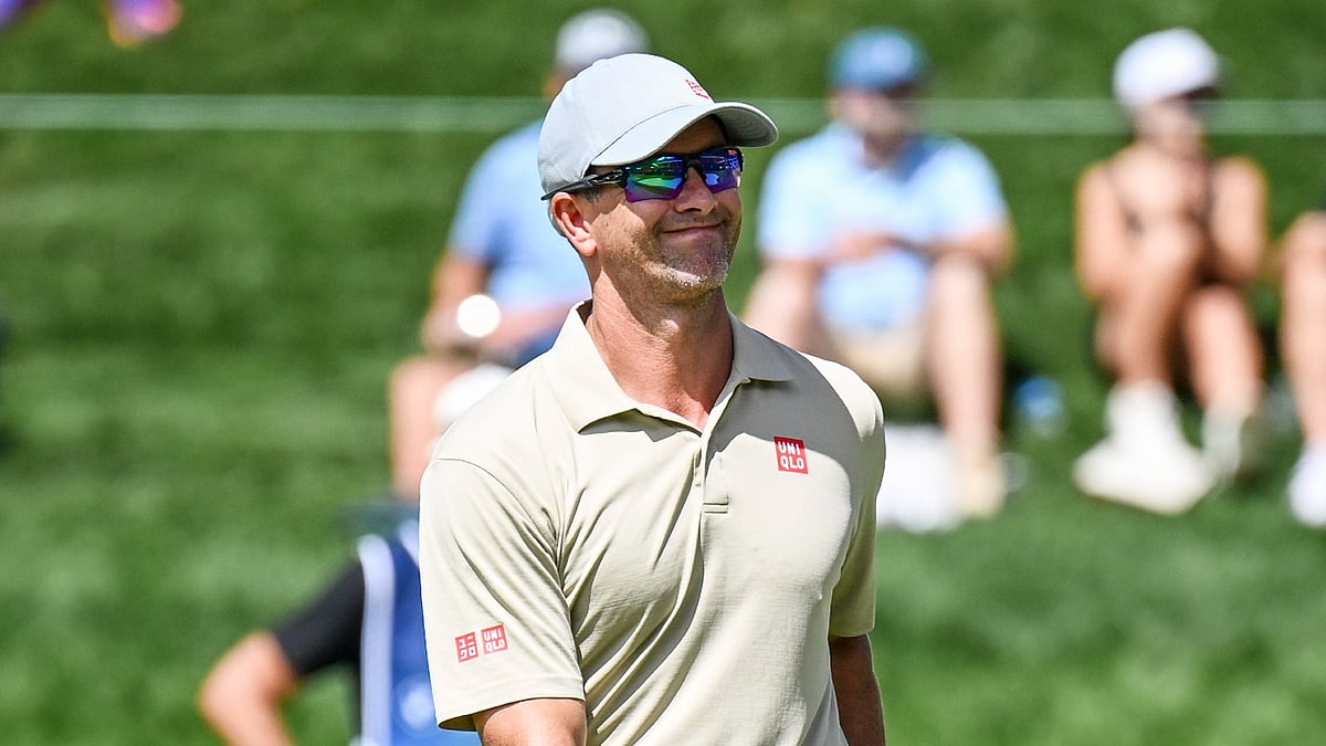 Adam Scott leads the BMW Championship