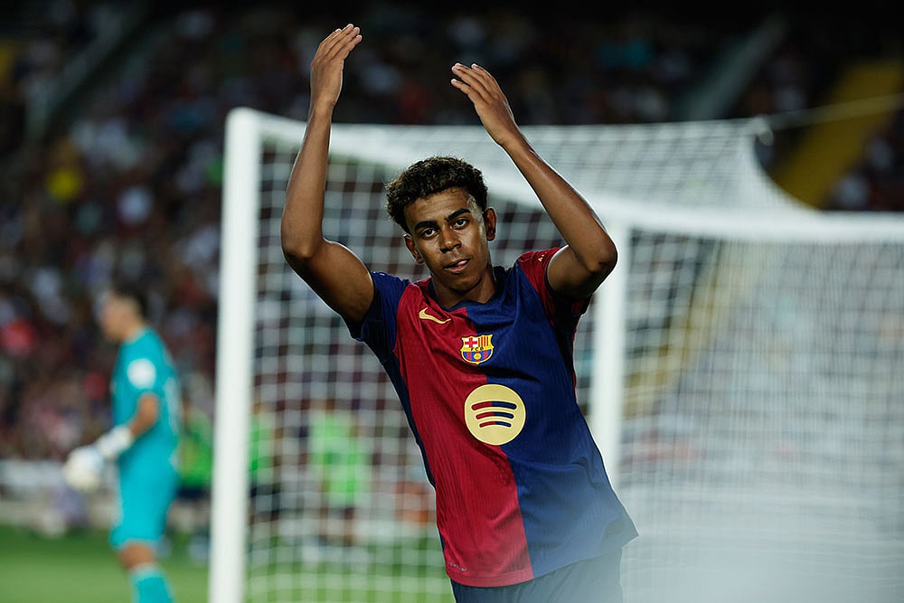 Photo: AP/Joan Monfort : Spain Soccer La Liga