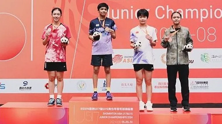 Tanvi Patri (top podium) - Instagram/ @tanvipatri