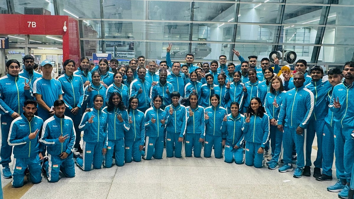 X/afiindia : Indian athletics contingent at Delhi's International Airport on their way to 2024 World Athletics U20 Championships starting August 27 in Lima, Peru.