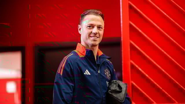 Manchester United: Defender Jonny Evans Calls Time On His Northern Ireland Career