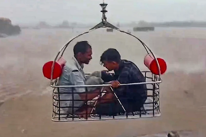 Gujarat Floods: rescue operation at Devbhumi Dwarka district of Gujarat