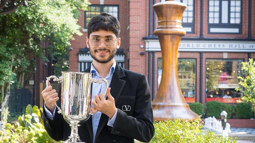 X | Grand Chess Tour : French grandmaster Alireza Firouzja with the Sinquefield Cup 2024. 
