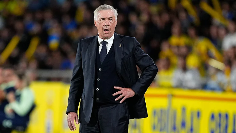 Carlo Ancelotti was far from impressed against Las Palmas - null