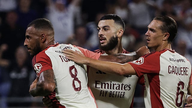 Lyon 4-3 Strasbourg, Ligue 1: Super-sub Gift Orban Settles Thriller