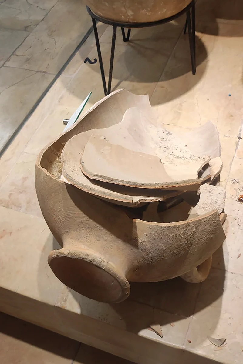 Israel museum broken jar