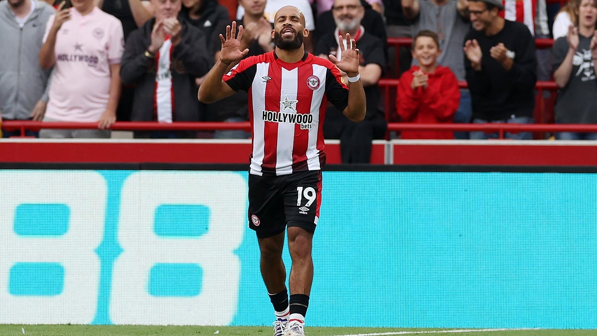 Bryan Mbuemo celebrates his and Brentford's second goal during their win against Southampton.