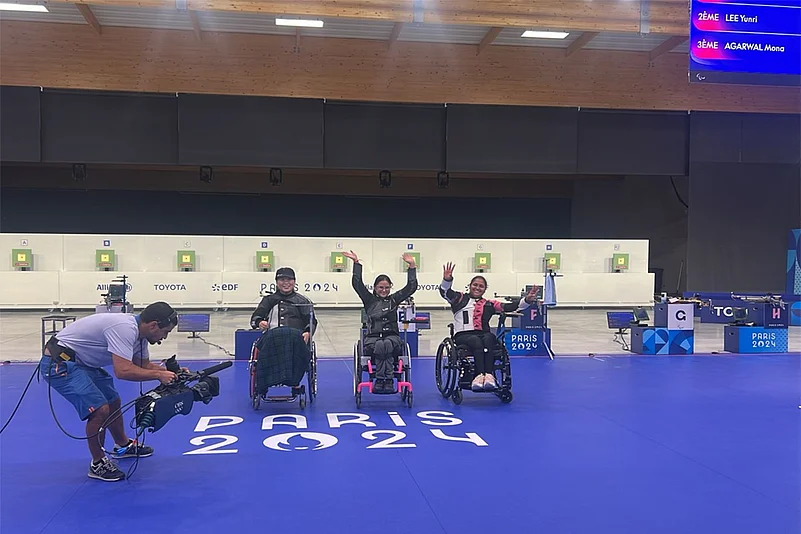 Paris Paralympics 2024 Womens 10m air rifle (SH1) shooting_5