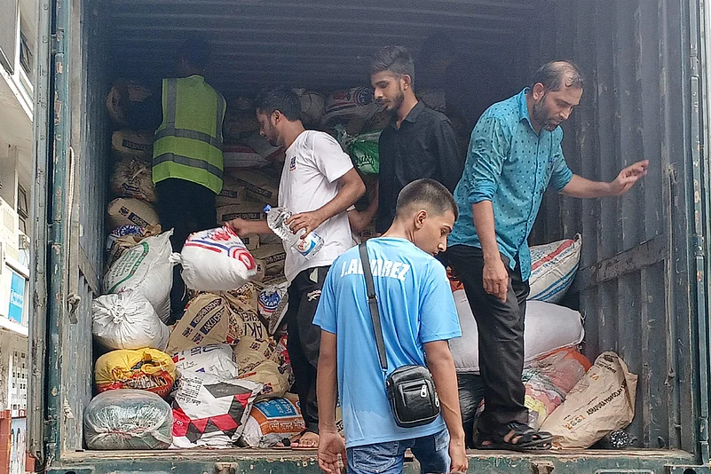 Students engage in relief work for flood victims in Bangladesh