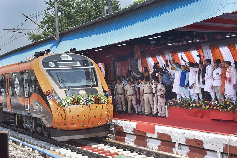 BJP MP Arun Govil during the flag off ceremony of Meerut-Lucknow Vande Bharat train