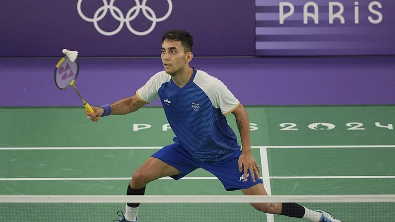 Lakshya Sen in action during his round of 16 men's singles match against compatriot HS Prannoy at the Paris Olympics. - Photo: AP