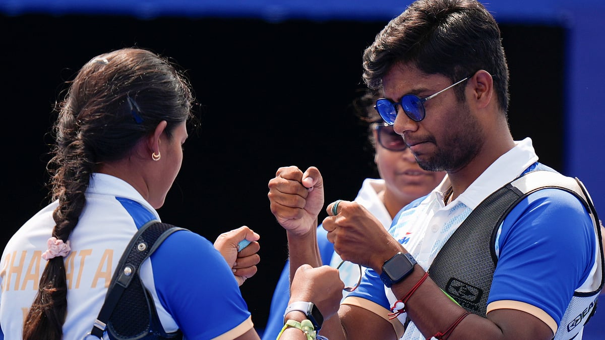  AP Photo/Brynn Anderson
 : India's Ankita Bhakat celebrates with Dhiraj Bommadevara during the Archery mixed team quarterfinal after defeating Spain's Elia Canales and Pablo Acha Gonzales at the 2024 Summer Olympics, Friday, Aug. 2, 2024, in Paris, France.