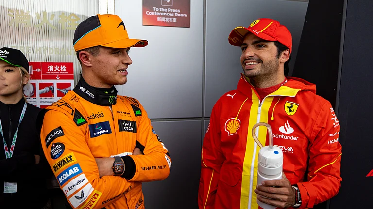 Lando Norris believes former McLaren team-mate Carlos Sainz deserved the Red Bull seat for 2025 - null