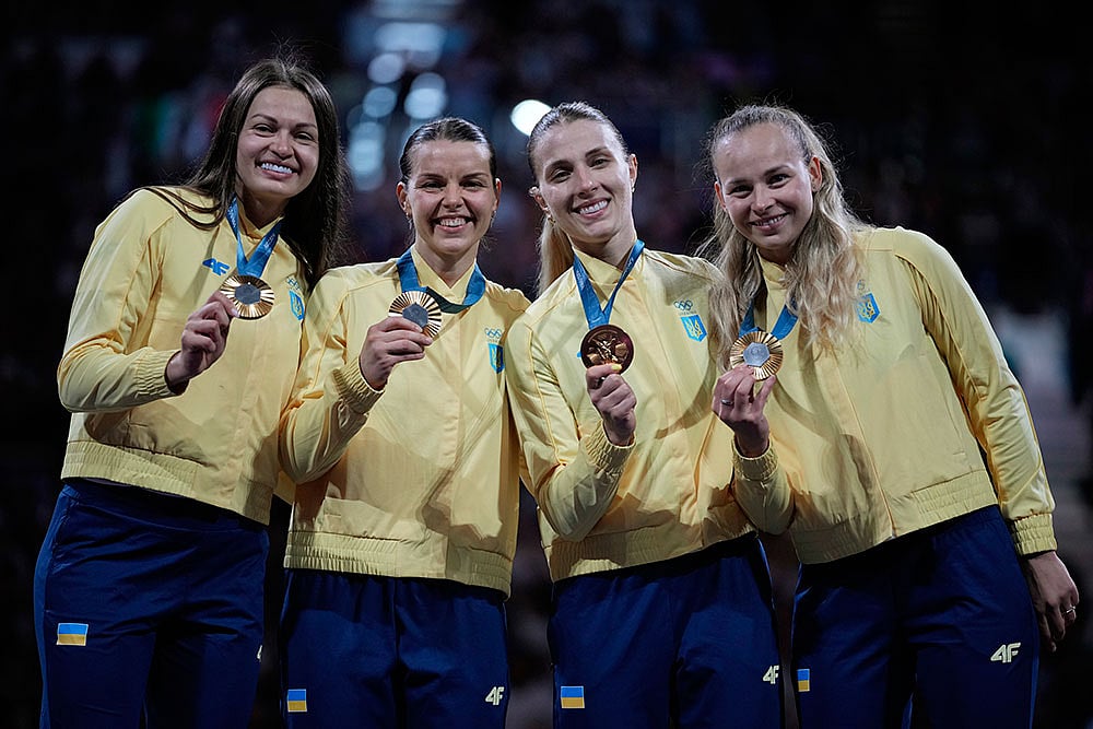 Photo: AP/Andrew Medichini : Paris Olympics Fencing