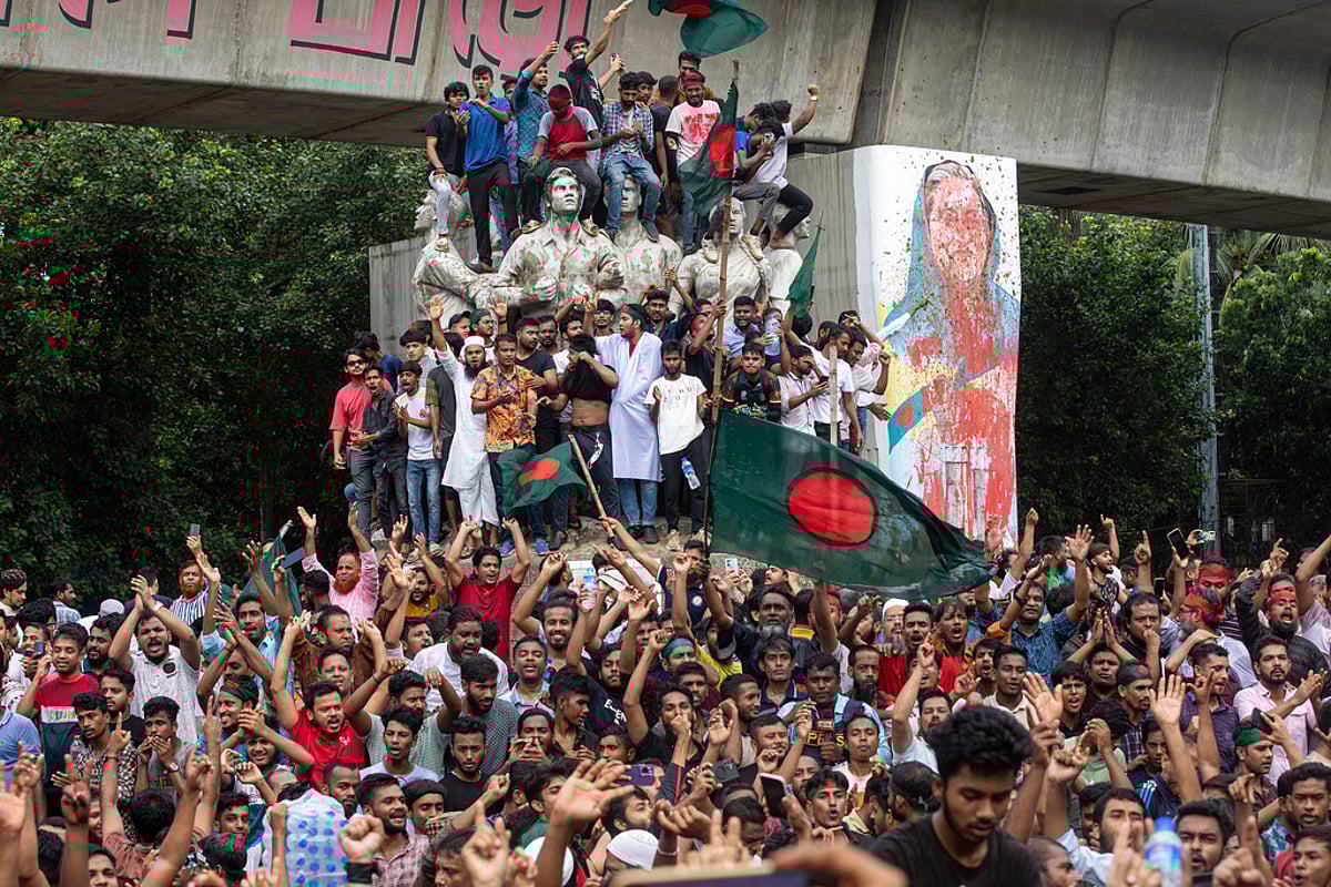 Bangladesh Protests: Parliament Dissolved After Unrest; Sheikh Hasina Seeks Asylum In UK | Top Points