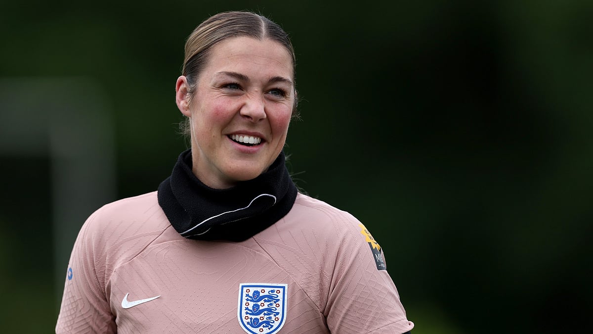 PSG's new goalkeeper, Mary Earps - null