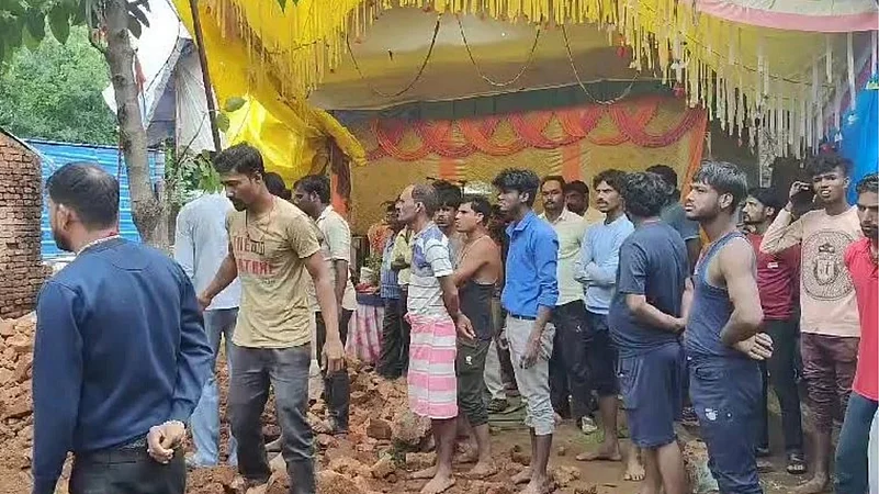 mp sagar wall collapse in shahpur