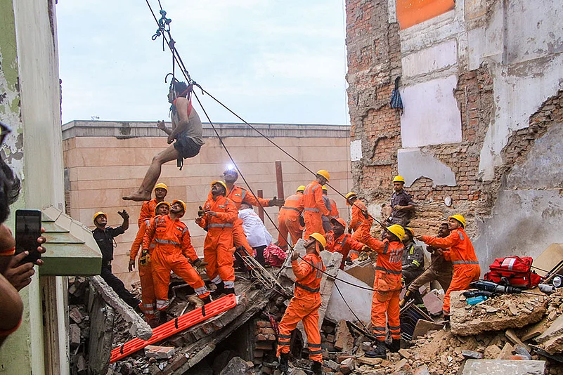 Two houses collapse in Varanasi
