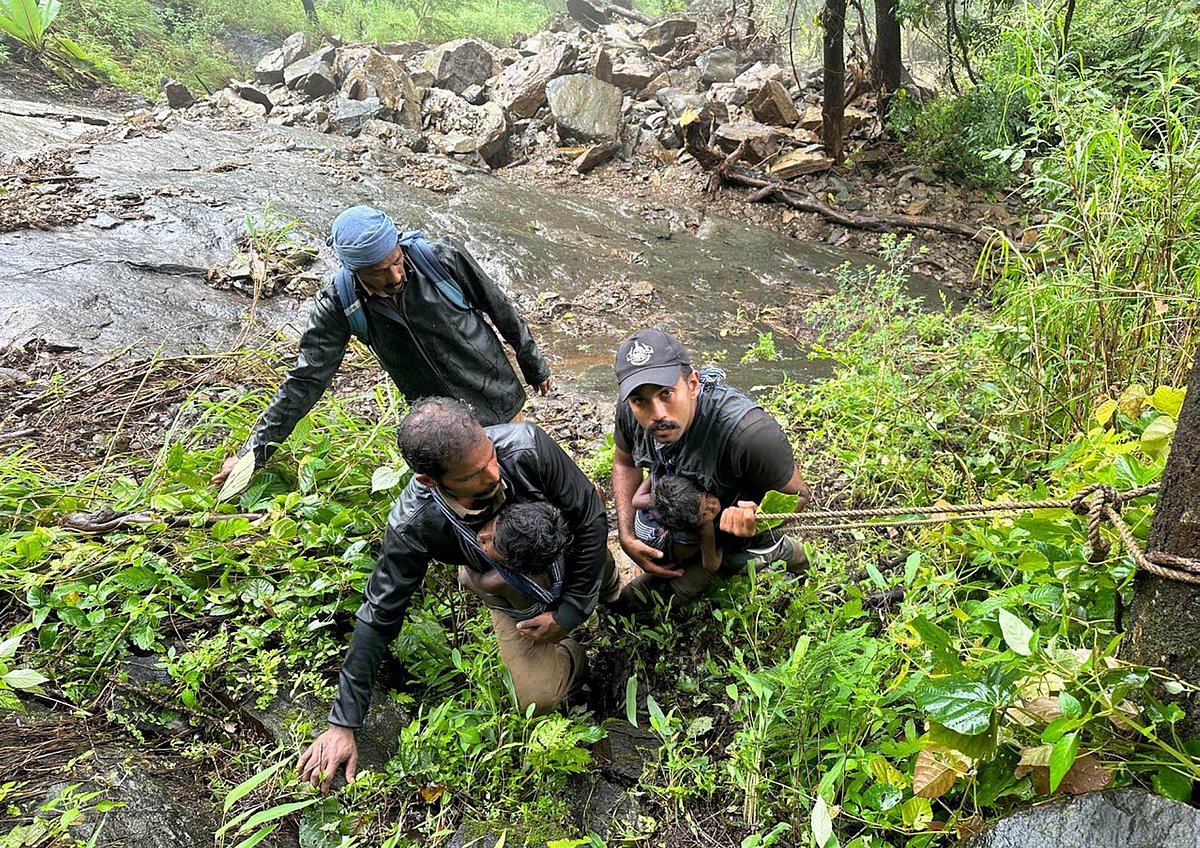 Wayanad Landslide rescuers (representational image)