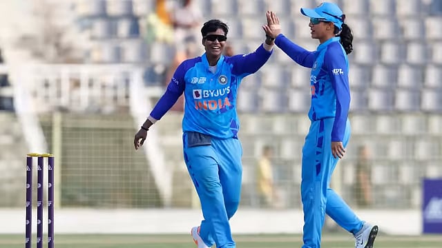 File photo of India cricketers Deepti Sharma and Smriti Mandhana. - null