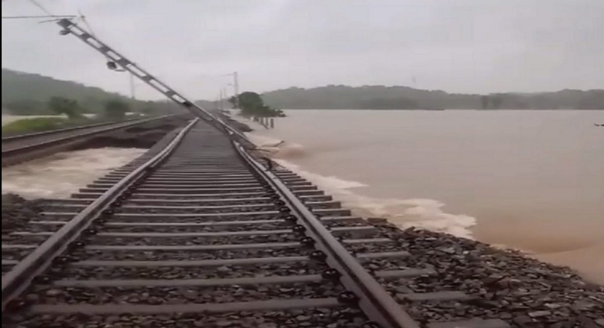Heavy rain and flooding in Mahbubabad, Telangana