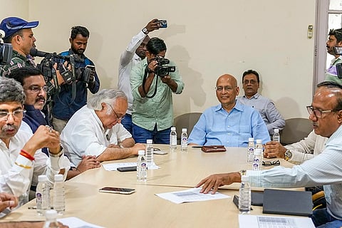 Congress legal department meeting