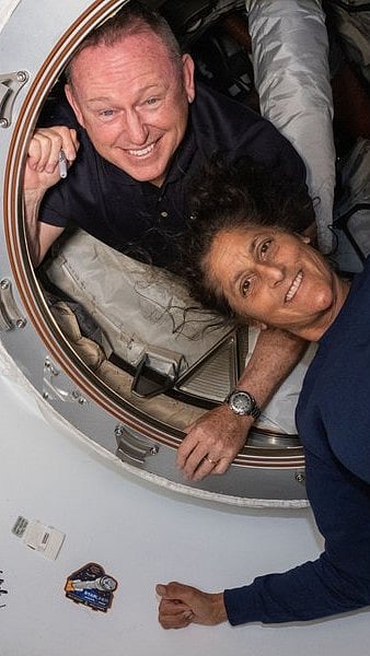 Butch (L) and Sunita (R) |