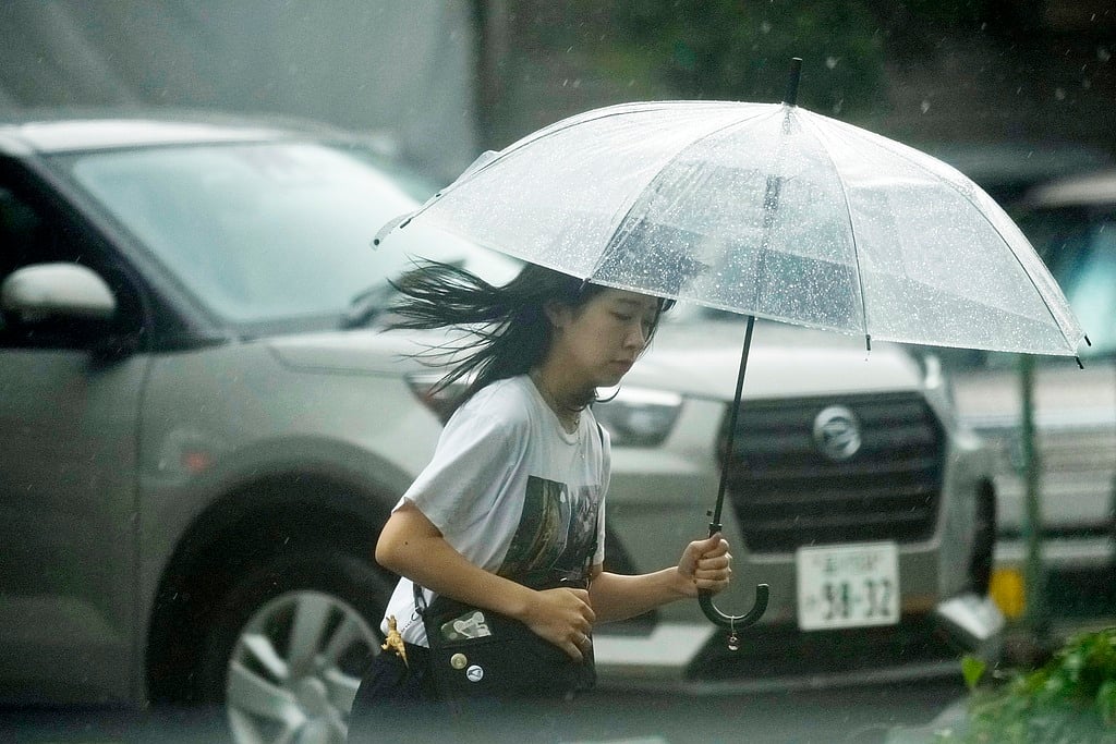 japan Typhoon Shanshan 