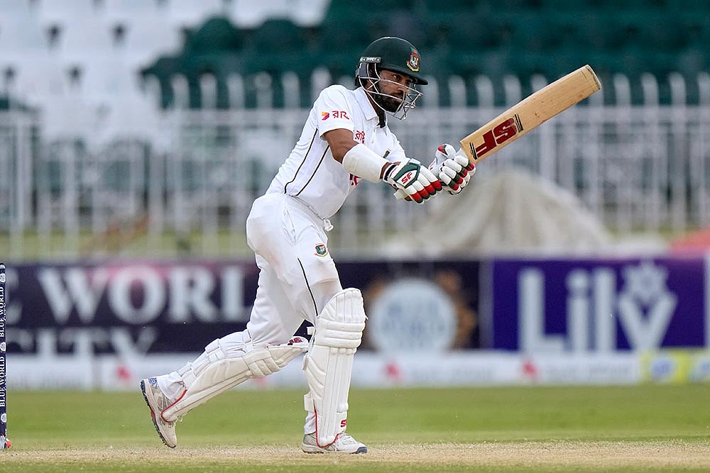 Photo: AP/Anjum Naveed : Pakistan Bangladesh Cricket