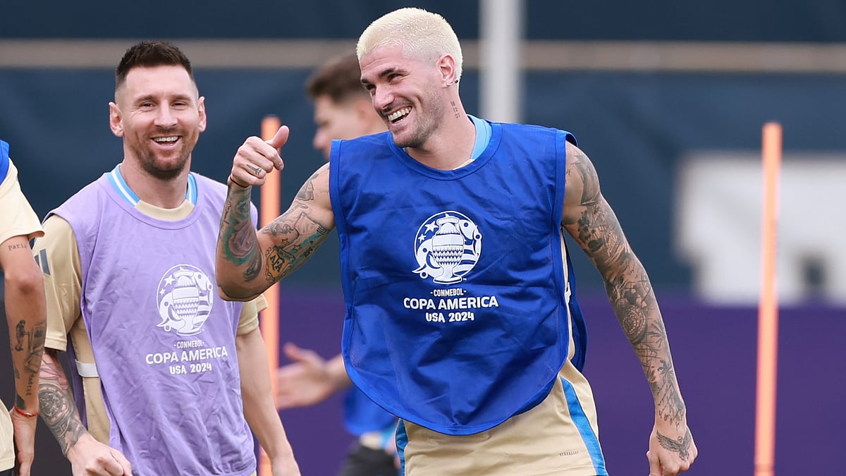 Messi-De-Paul-Argentina