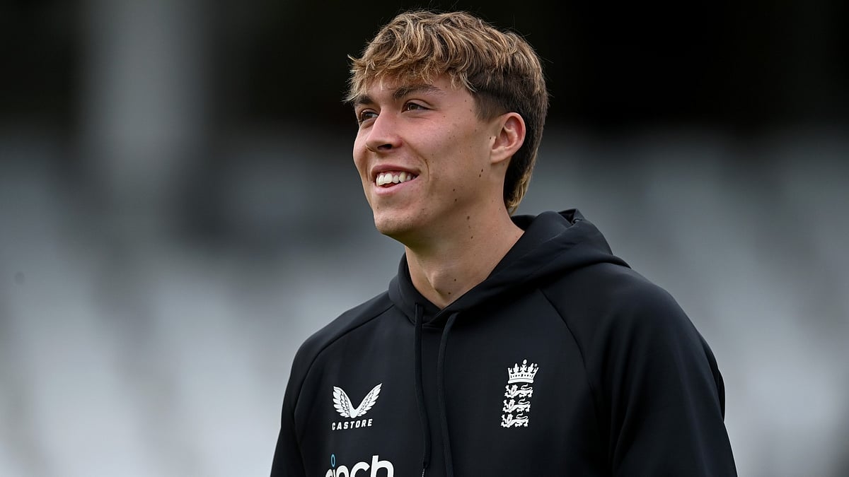 Josh Hull will make his England bow - null