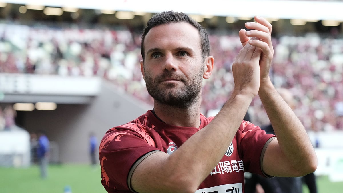 Juan Mata has completed a move to Western Sydney Wanderers
