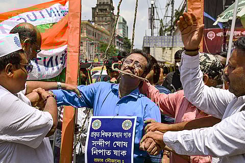 Protestors demand capital punishment for Sandip Ghosh