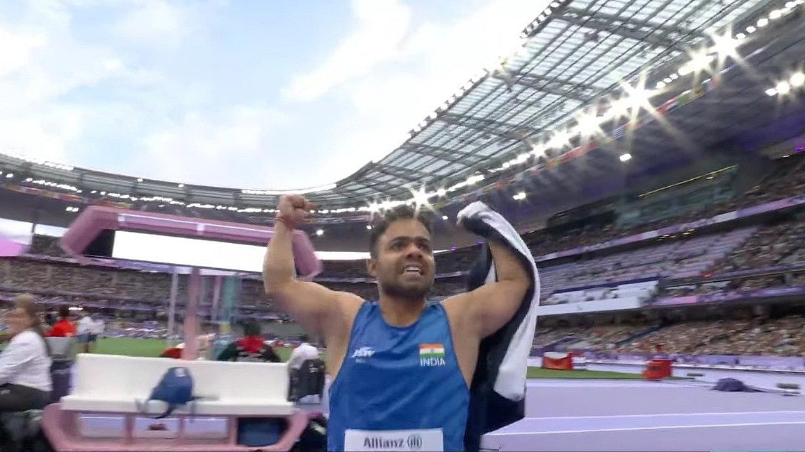 Live streaming screengrab : Navdeep Singh makes history with a silver medal.