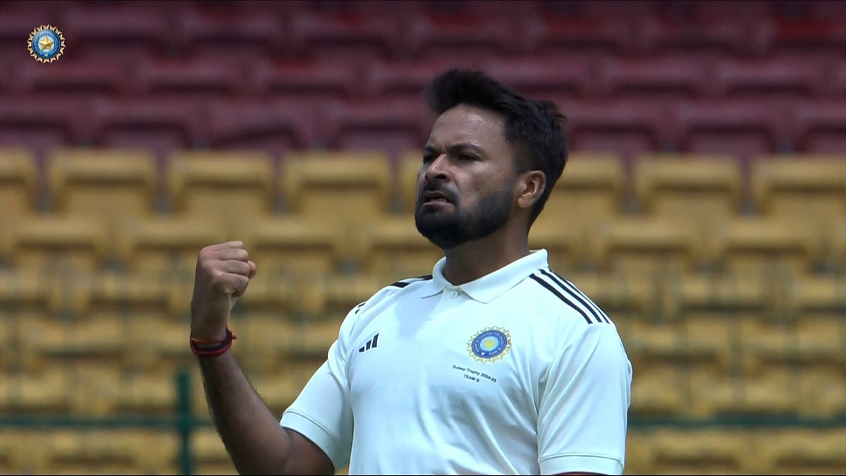 Mukesh Kumar. - X/BCCIDomestic