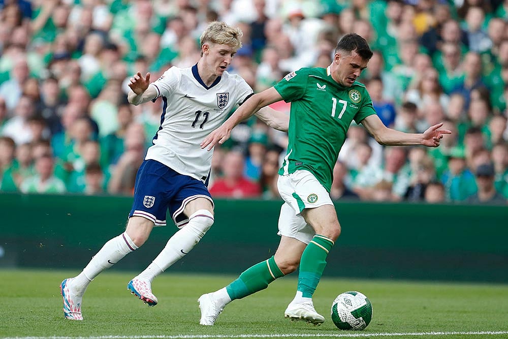 Photo: AP/Peter Morrison : England's Anthony Gordon