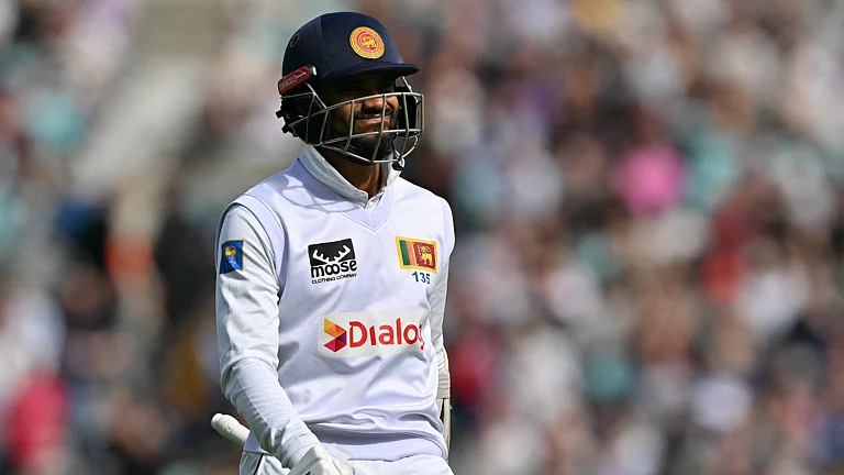Dhananjaya de Silva hailed Sri Lanka's win over England in the final Test as special - null
