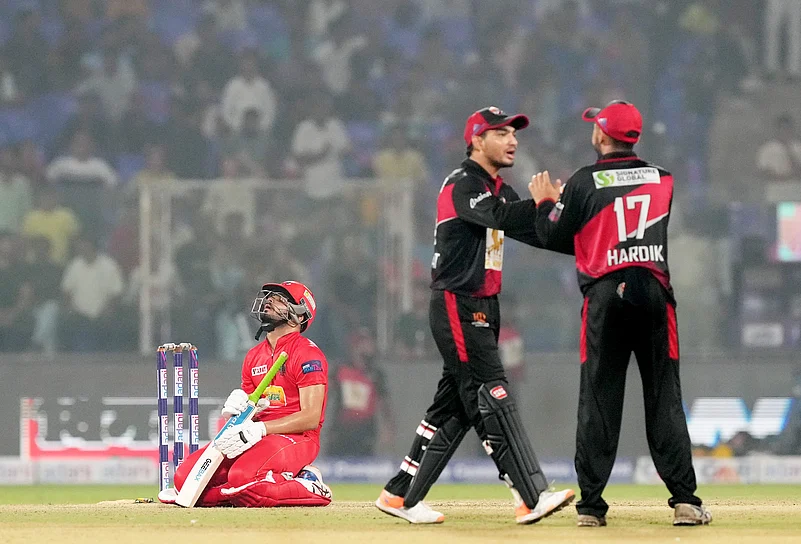 East Delhi Riders vs South Delhi Superstarz