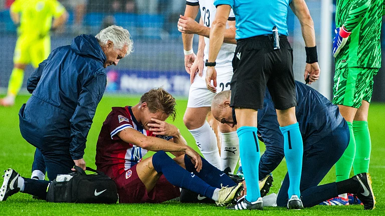 Martin Odegaard is set to miss three weeks of action after picking up an injury for Norway - null