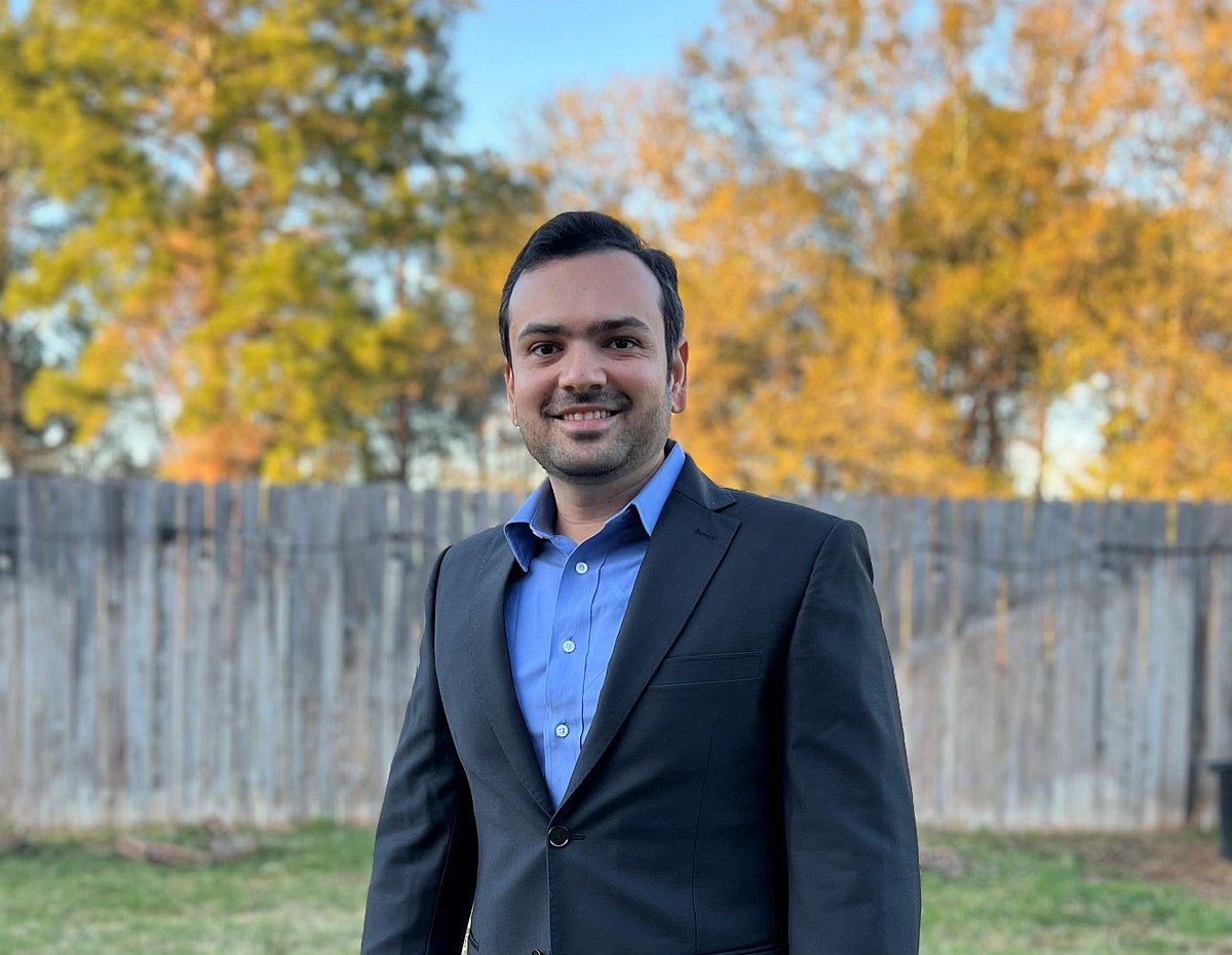 Next-Generation E-Pollbooks: Enhancing Check-In Efficiency Through The Cloud Technology