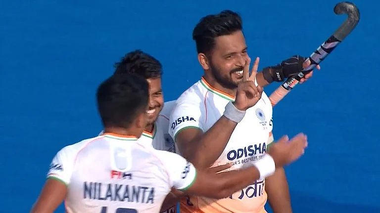 Harmanpreet Singh (right) celebrates 200th goal for Indian hockey team - SonyLiv Screengrab