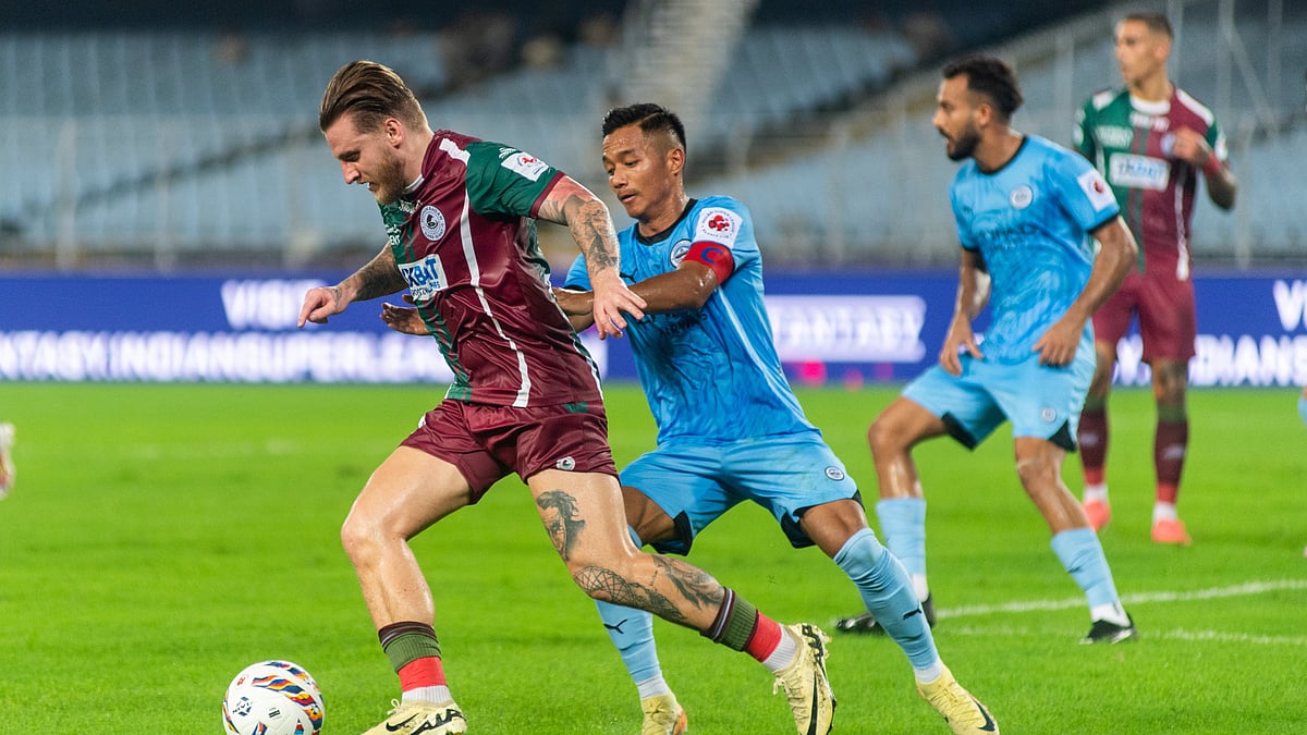 X/IndSuperLeague : Mohun Bagan Super Giant and Mumbai City FC shared the spoils at the Salt Lake Stadium on Friday.