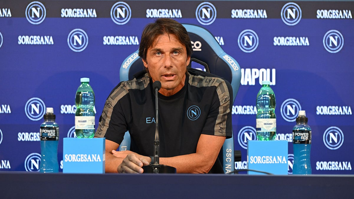 Antonio Conte faces the media on Friday.