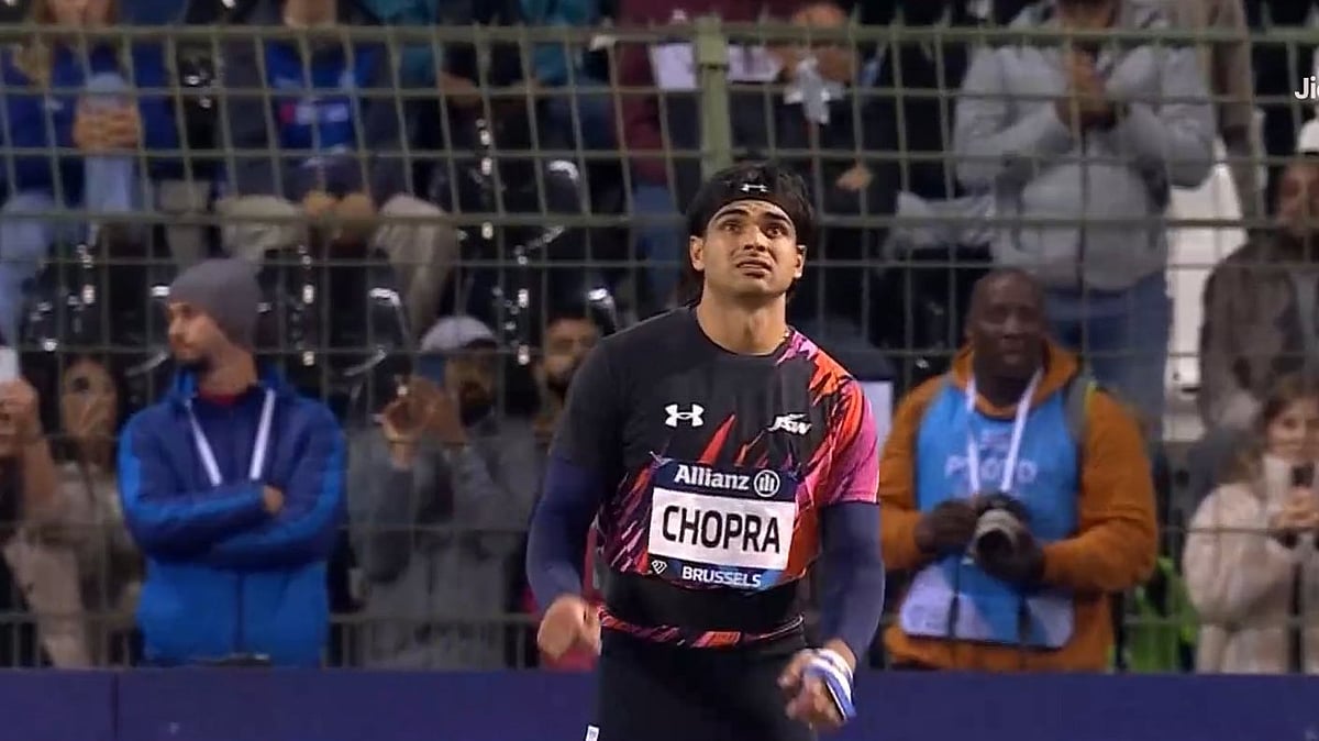 X/JesuisShyam : India's Neeraj Chopra finished second despite carrying a groin injury.