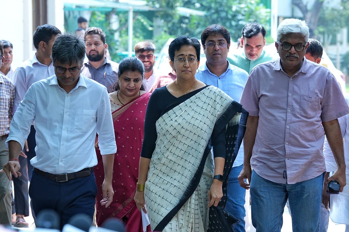 Atishi  - via Suresh K Pandey for Outlook