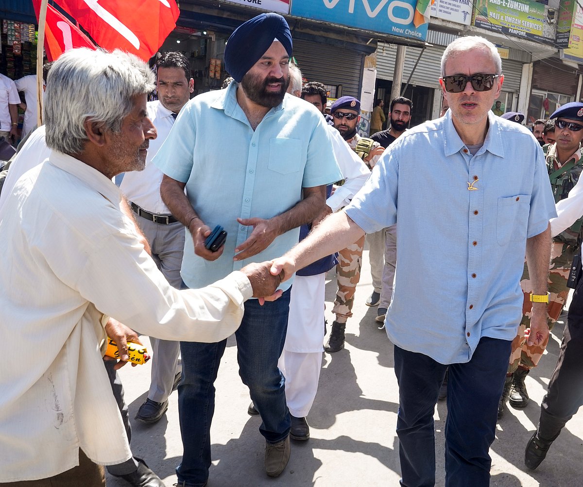 PTI Photo : Omar Abdullah campaign for J&K polls 