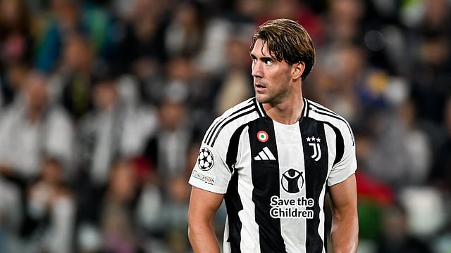 Juventus FC Vs PSV, UEFA Champions League: Motta Urges Vlahovic to Keep Emotions In Check