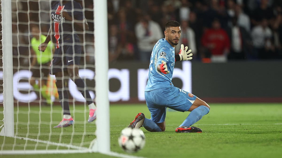 Paul Gazzaniga endured an ending to forget in Paris on Wednesday